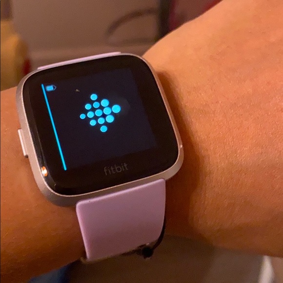 fitbit versa lite size